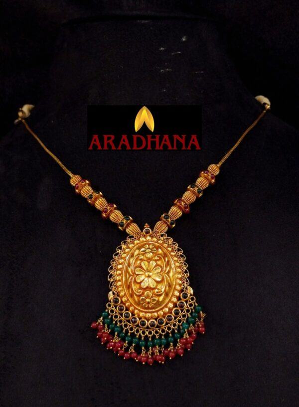 NECKLACE – 0542