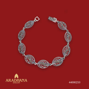 BRACELET- 0210