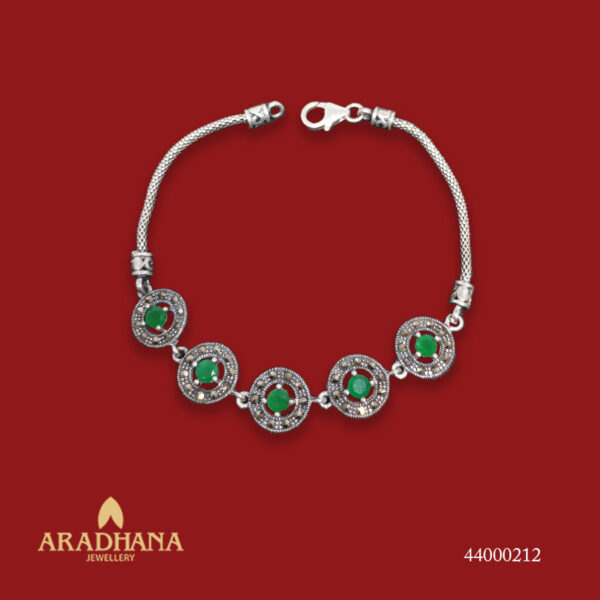 BRACELET- 0212