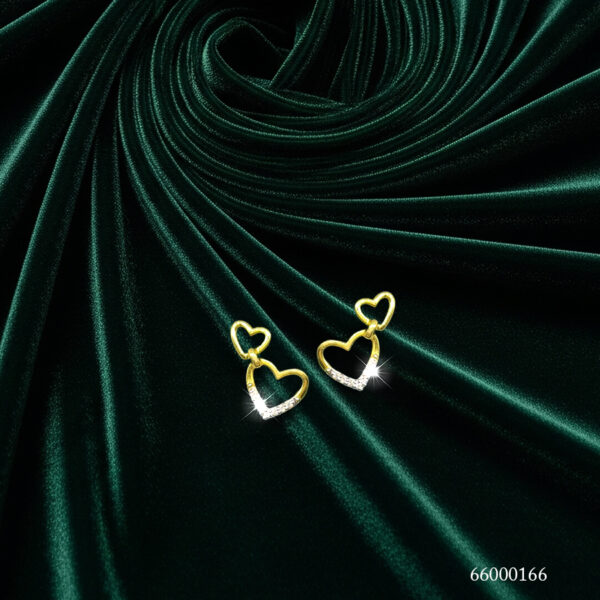 DIAMOND EAR STUD 0166