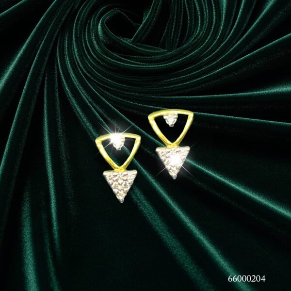 DIAMOND EAR STUD 0204
