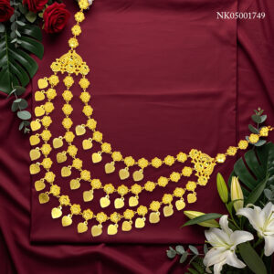 NECKLACE 1749