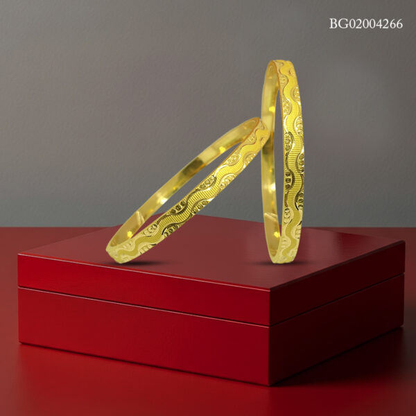 GOLD BANGLE 4266