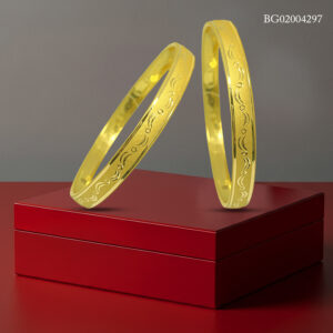GOLD BANGLE 4297