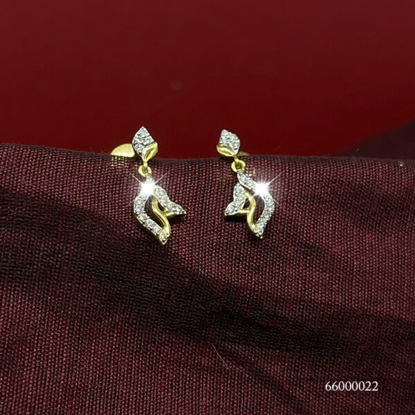 DND EAR STUD 66000022