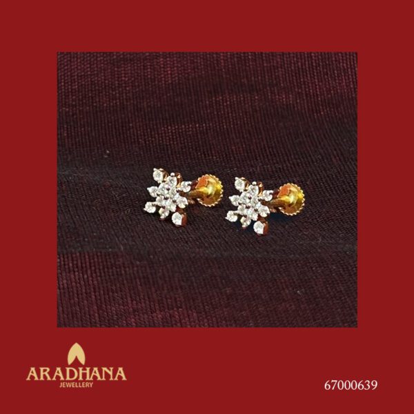 DND EAR STUD 67000639
